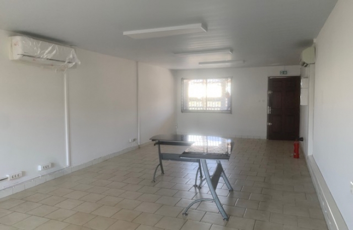 Location Bureaux 110m&sup2; Cayenne