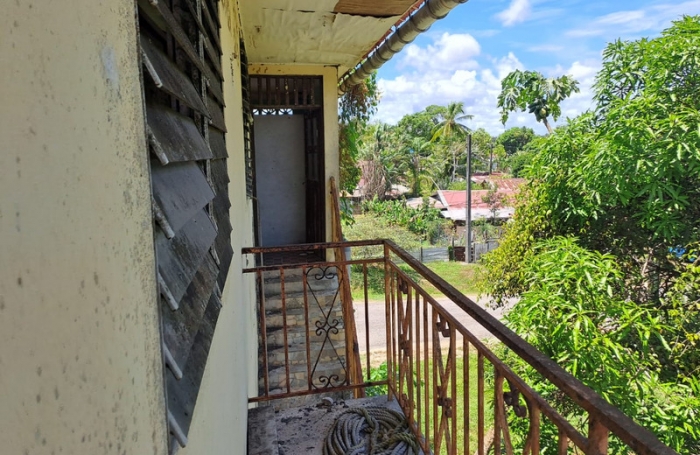 Vente Immeuble 271m&sup2; 8 pi&#232;ces Sinnamary