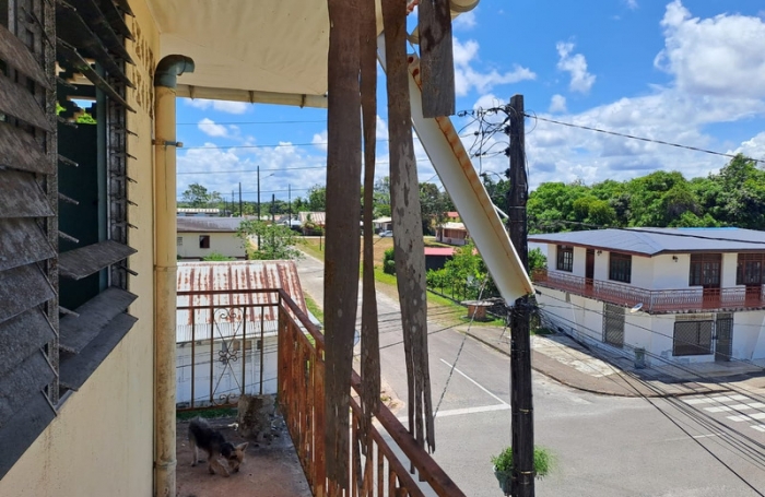 Vente Immeuble 271m&sup2; 8 pi&#232;ces Sinnamary