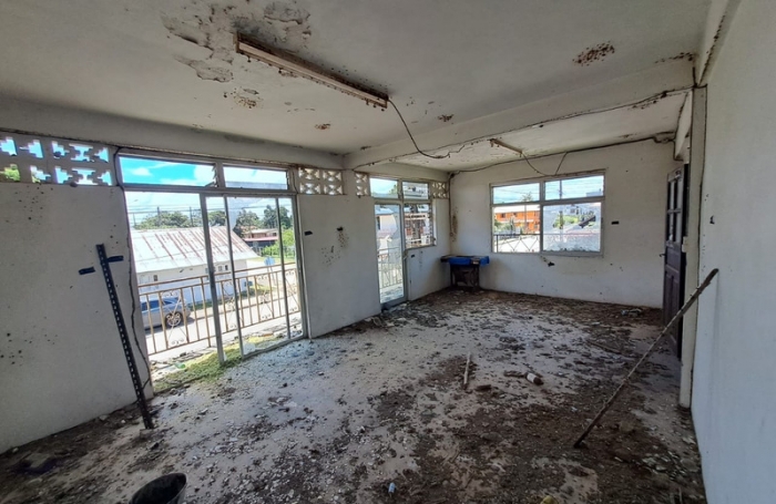 Vente Immeuble 271m&sup2; 8 pi&#232;ces Sinnamary