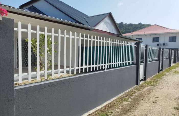 Vente Immeuble 132m&sup2; 6 pi&#232;ces Remire Montjoli