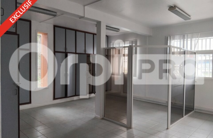 Immeuble de bureaux 567m² à vendre