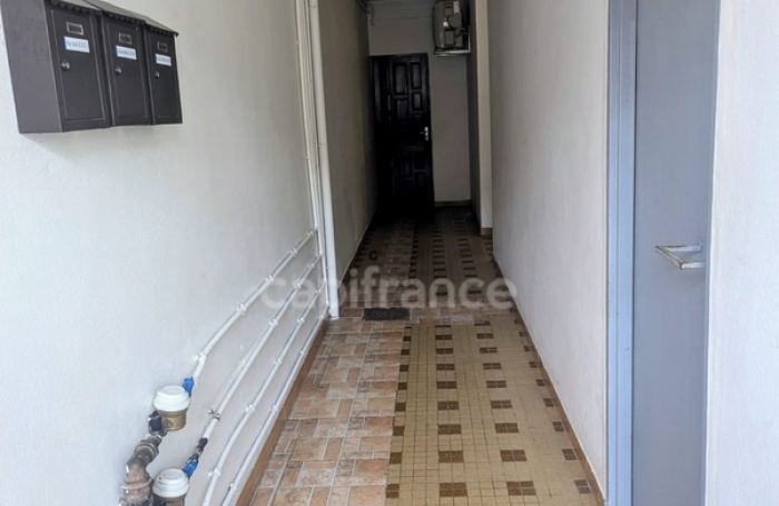 Vente Immeuble 247m&sup2; 11 pi&#232;ces Cayenne
