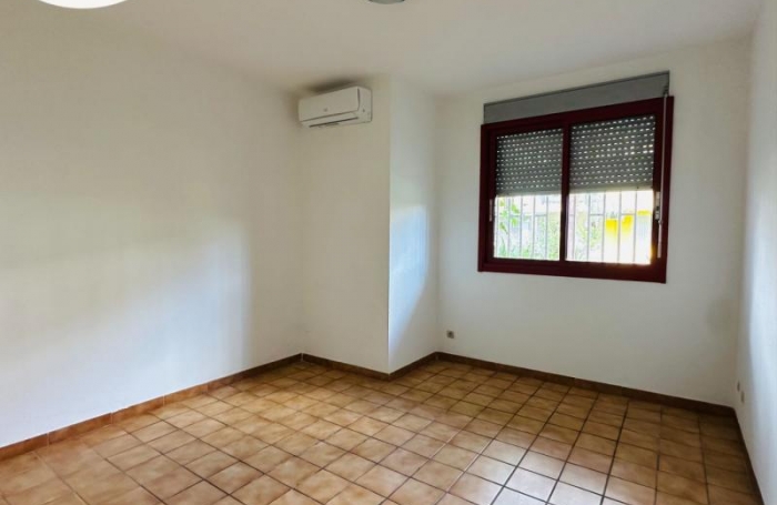 Vente Appartement 60.64m&sup2; 2 pièces Kourou