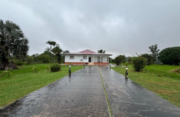 Location Maison 97355