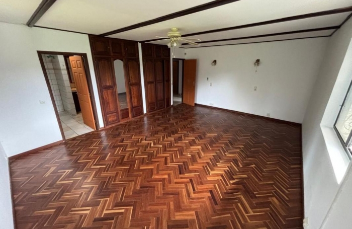 Location Maison 194m&sup2; 4 pi&#232;ces Macouria Tonate