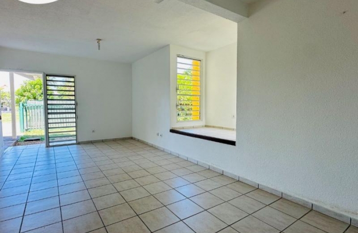 Vente Maison 75m&sup2; 3 pièces Kourou