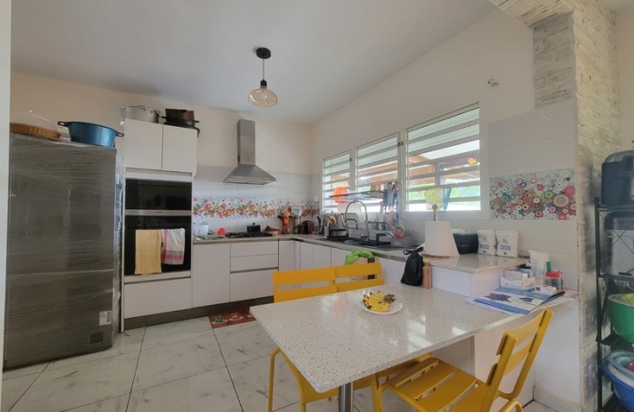 Vente Maison 85m&sup2; 4 pièces Remire Montjoli