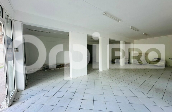 Local de 135 m² au coeur de la ville !