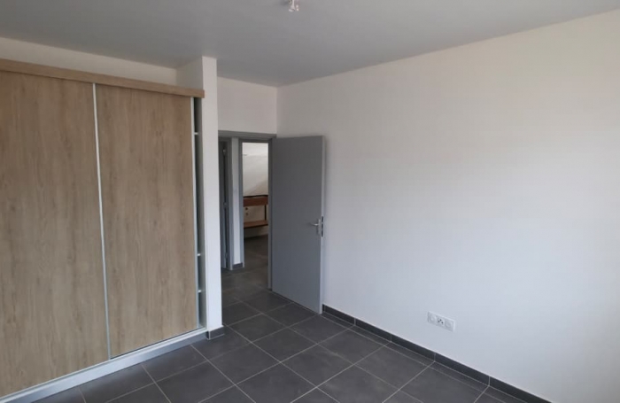 Location Maison 94.38m² 4 pièces Remire Montjoli