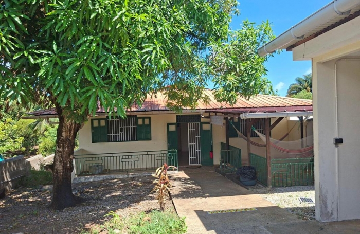 Vente Maison 145m&sup2; 5 pièces Remire Montjoli