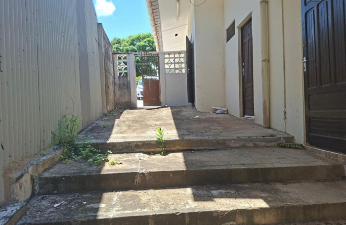 Vente Maison 145m&sup2; 5 pièces Remire Montjoli