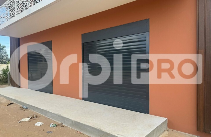 Bureau n&deg;1 &ndash; Lumineux et fonctionnel dans &eacute;coquartier moderne