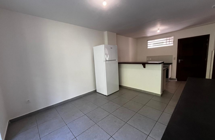 Vente Appartement 50.56m&sup2; 2 pièces Remire Montjoli