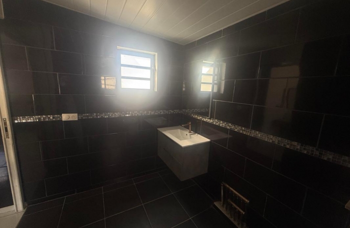 Location Maison 28.86m&sup2; 1 pièce Saint Laurent