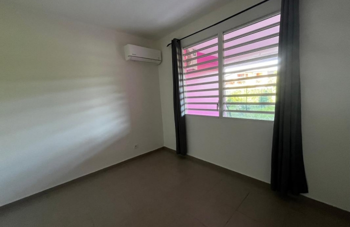 Vente Appartement 40m&sup2; 2 pièces Remire Montjoli