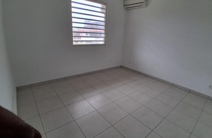 Location Appartement 43.51m&sup2; 2 pièces Cayenne