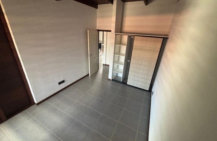 Location Appartement 51.05m&sup2; 2 pièces Remire Montjoli