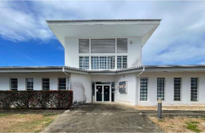 Vente Bureaux 487m&sup2; Kourou