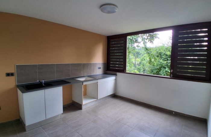 Vente Appartement 42.94m&sup2; 2 pièces Remire Montjoli