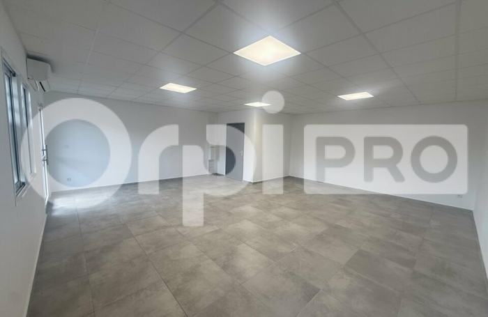 Bureaux et locaux commerciaux &agrave; louer &ndash; SLM