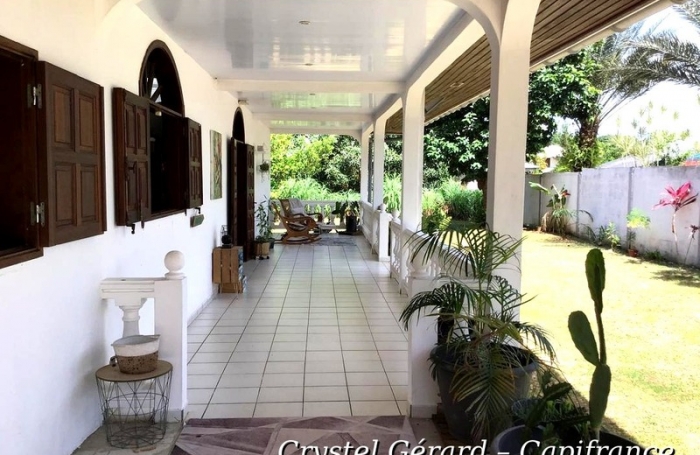 Vente Maison 225m&sup2; 5 pièces Remire Montjoli