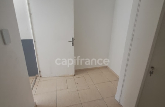 Vente Local commercial 136m&sup2; 6 pièces Cayenne