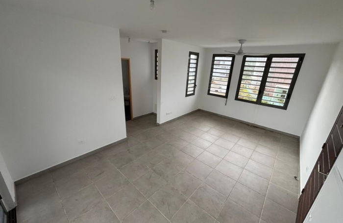 Location Appartement 97354