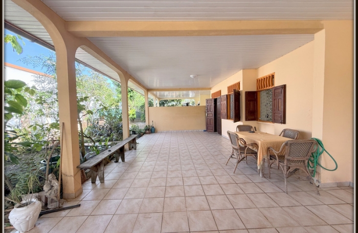 Vente Maison 162m&sup2; 7 pièces Kourou