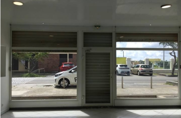 Vente Local commercial 