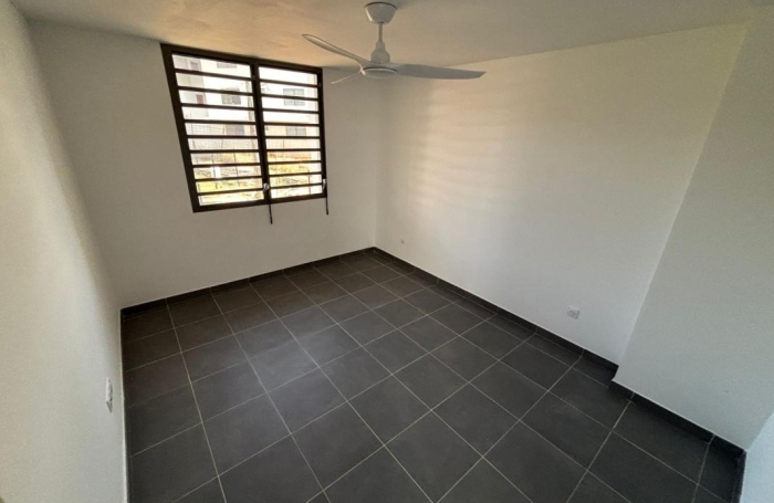 Location Appartement 43.75m&sup2; 2 pièces Remire Montjoli