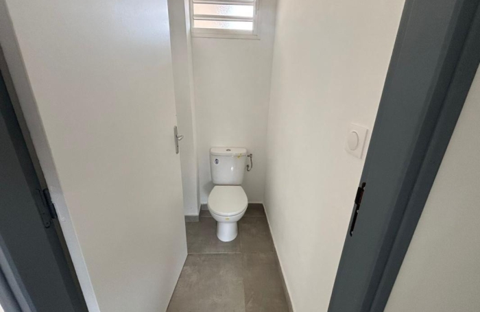 Location Maison 122.58m&sup2; 4 pièces Remire Montjoli