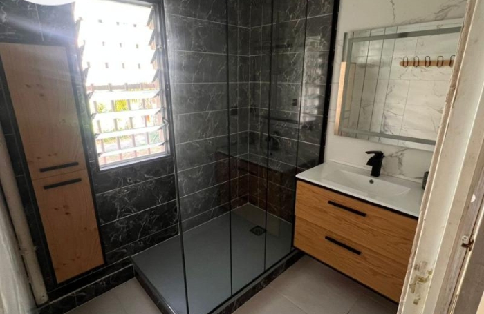 Vente Appartement 83.47m&sup2; 4 pièces Kourou