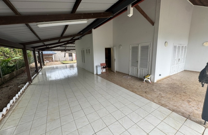 Vente Maison 157m&sup2; 5 pièces Remire Montjoli
