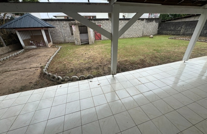 Vente Maison 157m&sup2; 5 pièces Remire Montjoli