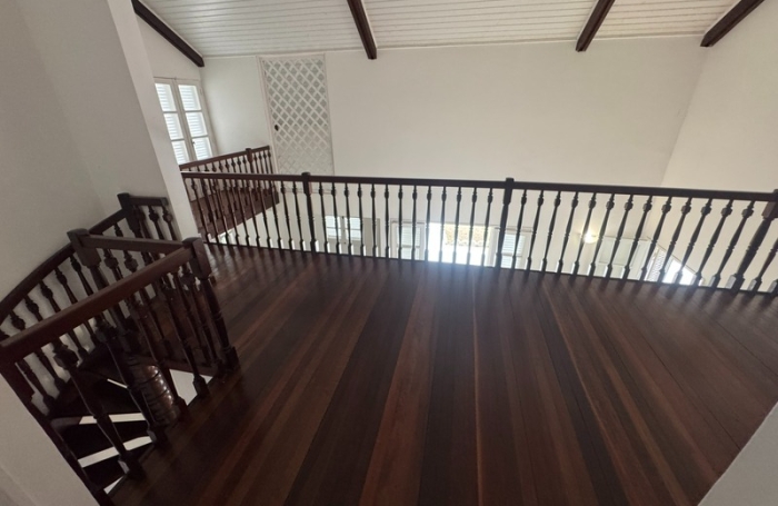 Vente Maison 157m&sup2; 5 pièces Remire Montjoli