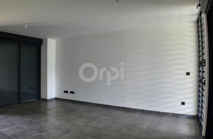 Vente Maison 97.33m&sup2; 4 pièces Matoury