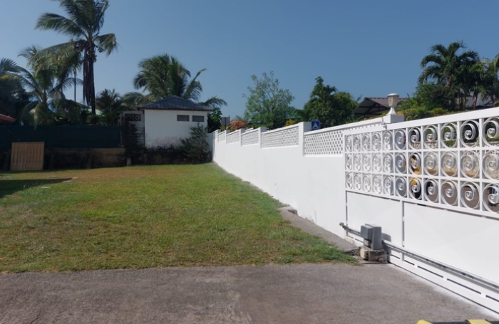 Vente Maison 104m&sup2; 4 pièces Remire Montjoli