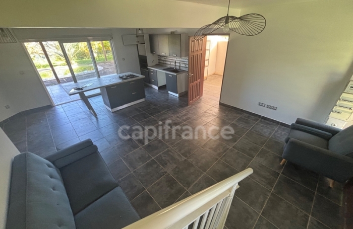 Vente Maison 121m&sup2; 4 pièces Remire Montjoli