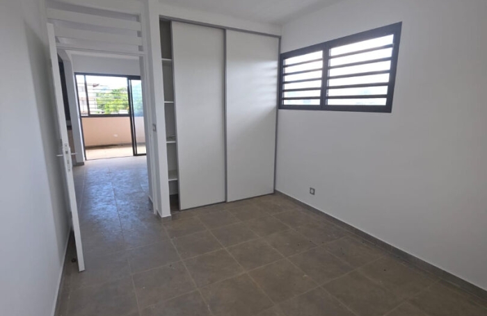 Location Appartement 51.5m&sup2; 2 pi&egrave;ces Remire Montjoli