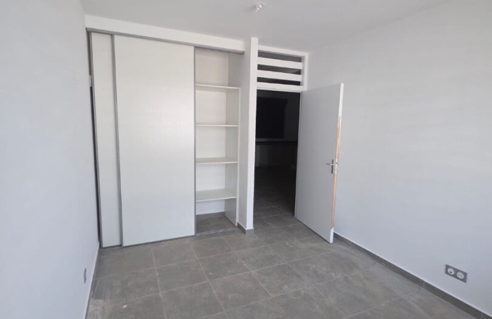 Location Appartement 51.5m&sup2; 2 pi&egrave;ces Remire Montjoli