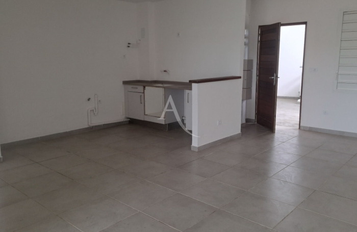 Vente Appartement 61.5m&sup2; 3 pi&egrave;ces Cayenne