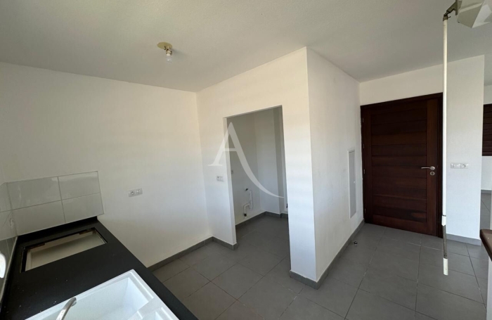 Vente Appartement 66.09m&sup2; 2 pi&egrave;ces Cayenne