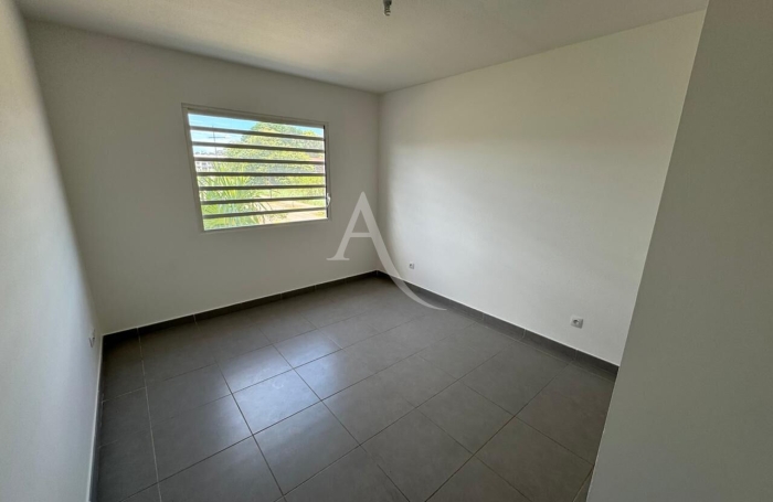 Vente Appartement 66.09m&sup2; 2 pi&egrave;ces Cayenne