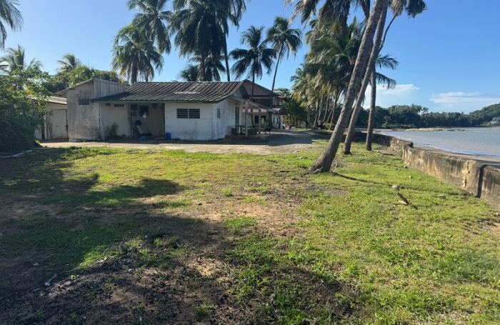 Vente Terrain 4159m&sup2; Remire Montjoli