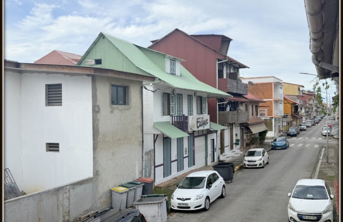 Vente Immeuble 167m&sup2; 7 pièces Cayenne