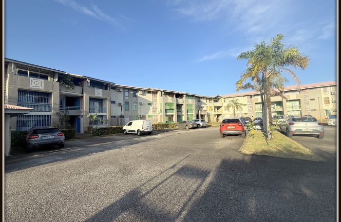 Vente Appartement 77m&sup2; 4 pièces Kourou