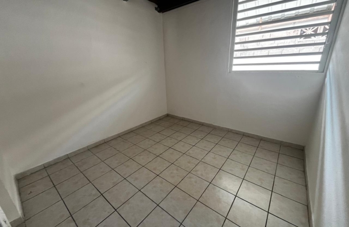 Vente Maison 84m&sup2; 4 pièces Kourou