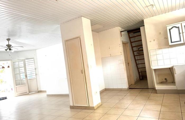 Vente Maison 98m&sup2; 4 pi&egrave;ces Remire Montjoli