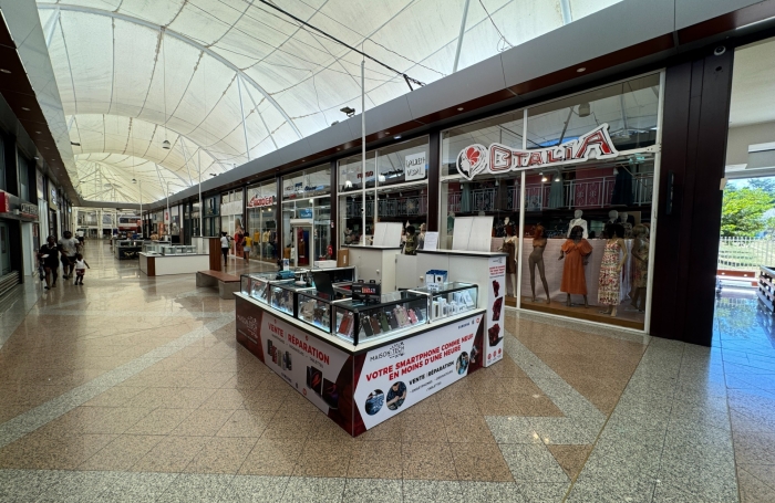 Vente Bureaux 300m&sup2; 1 pièce Remire Montjoli